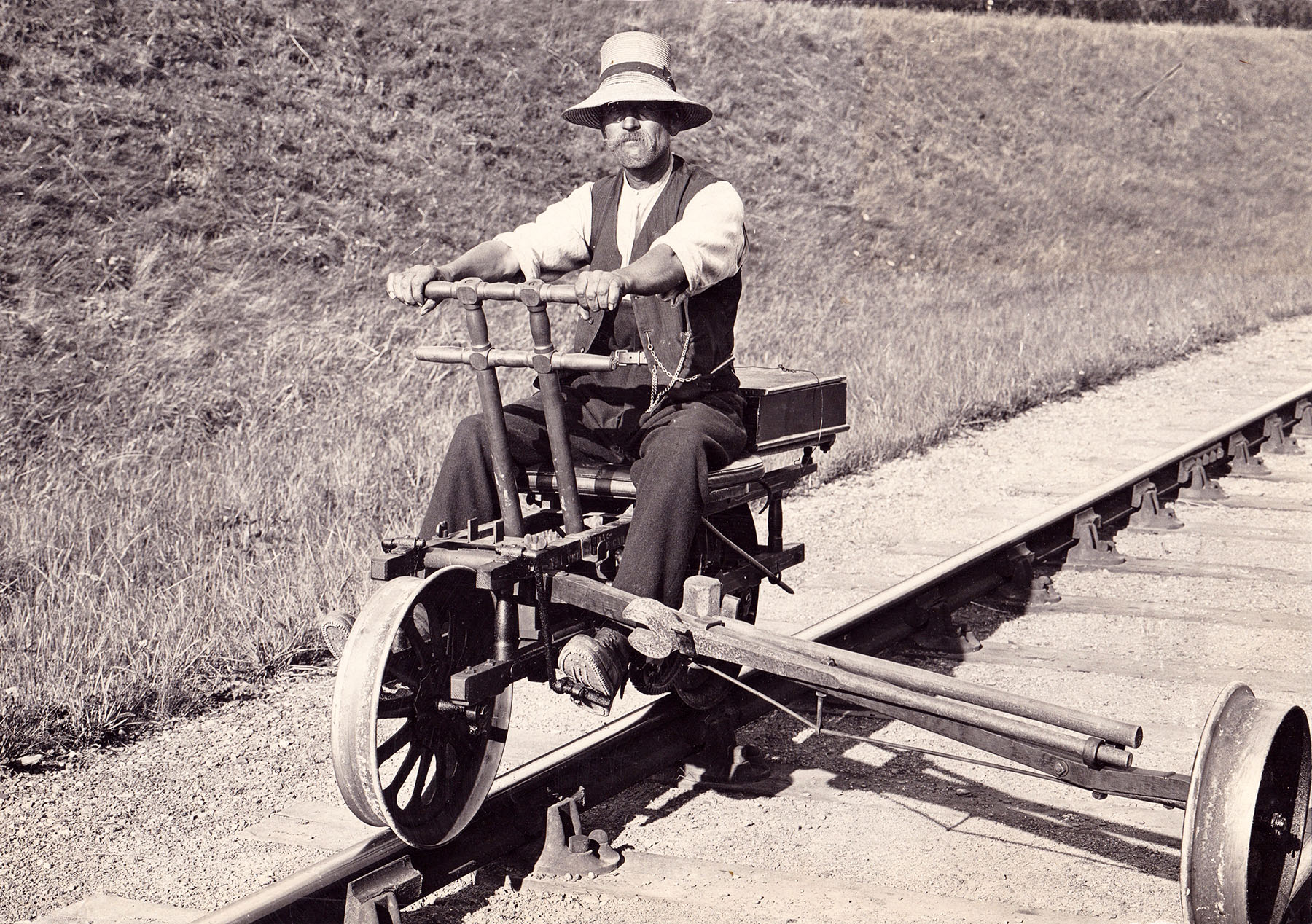 Railroad velocipede 2024